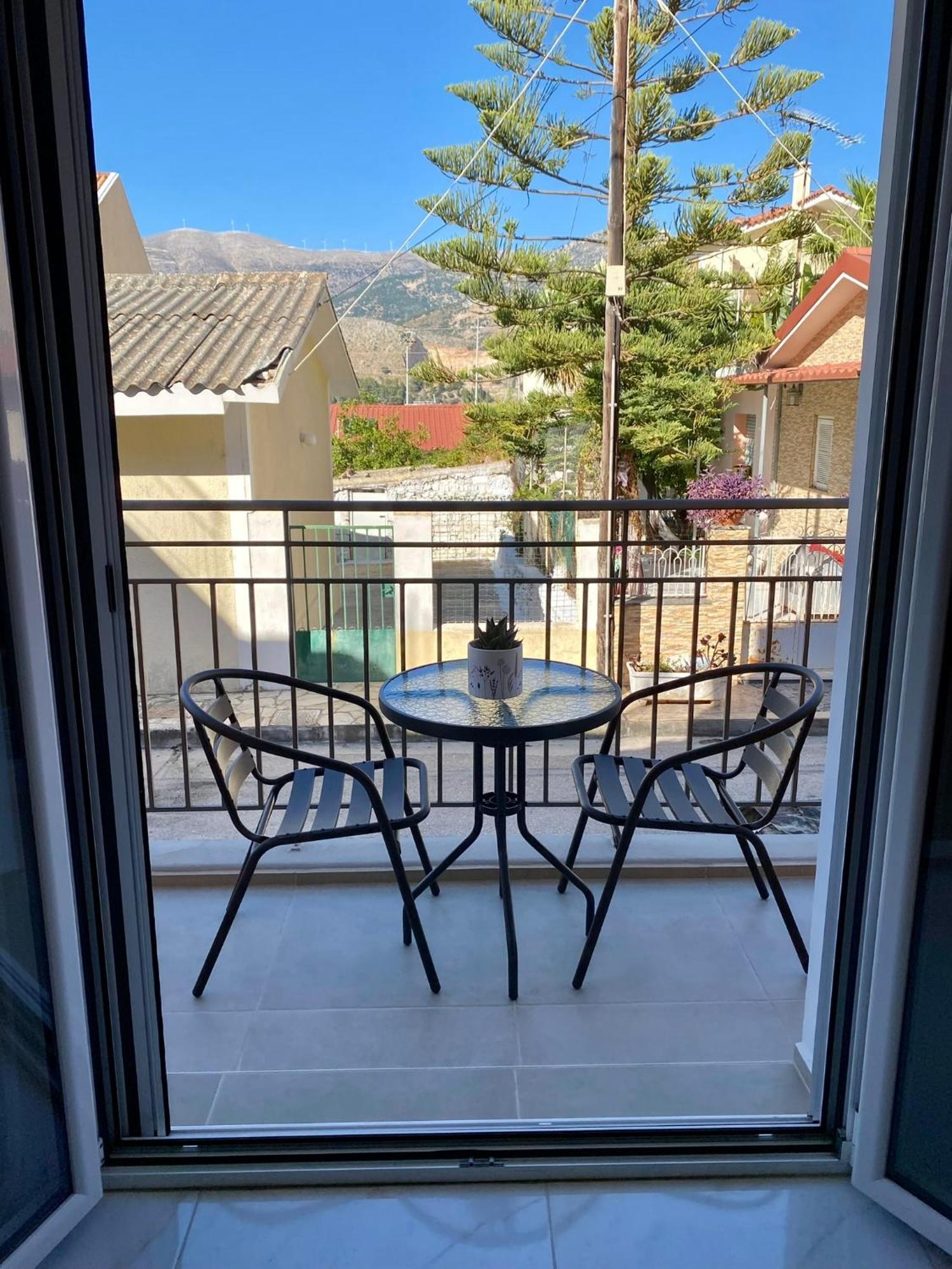 Arian Apartments Argostoli  Bagian luar foto