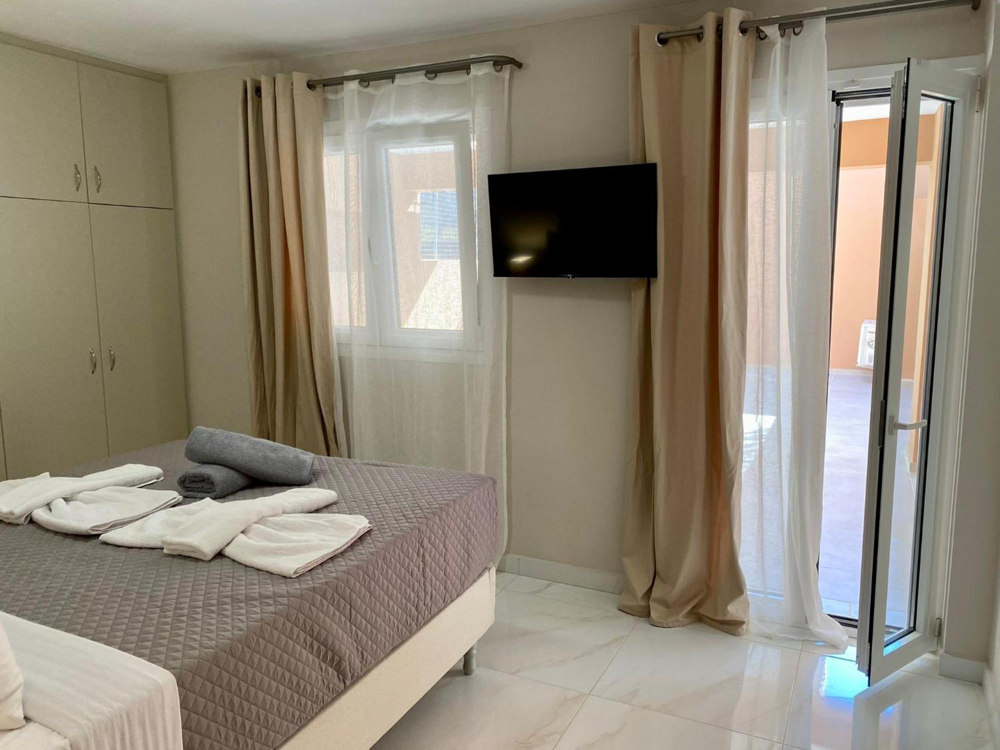 Arian Apartments Argostoli  Bagian luar foto