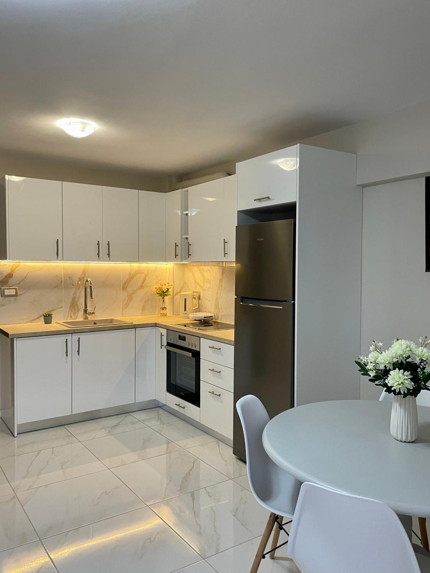 Arian Apartments Argostoli  Bagian luar foto